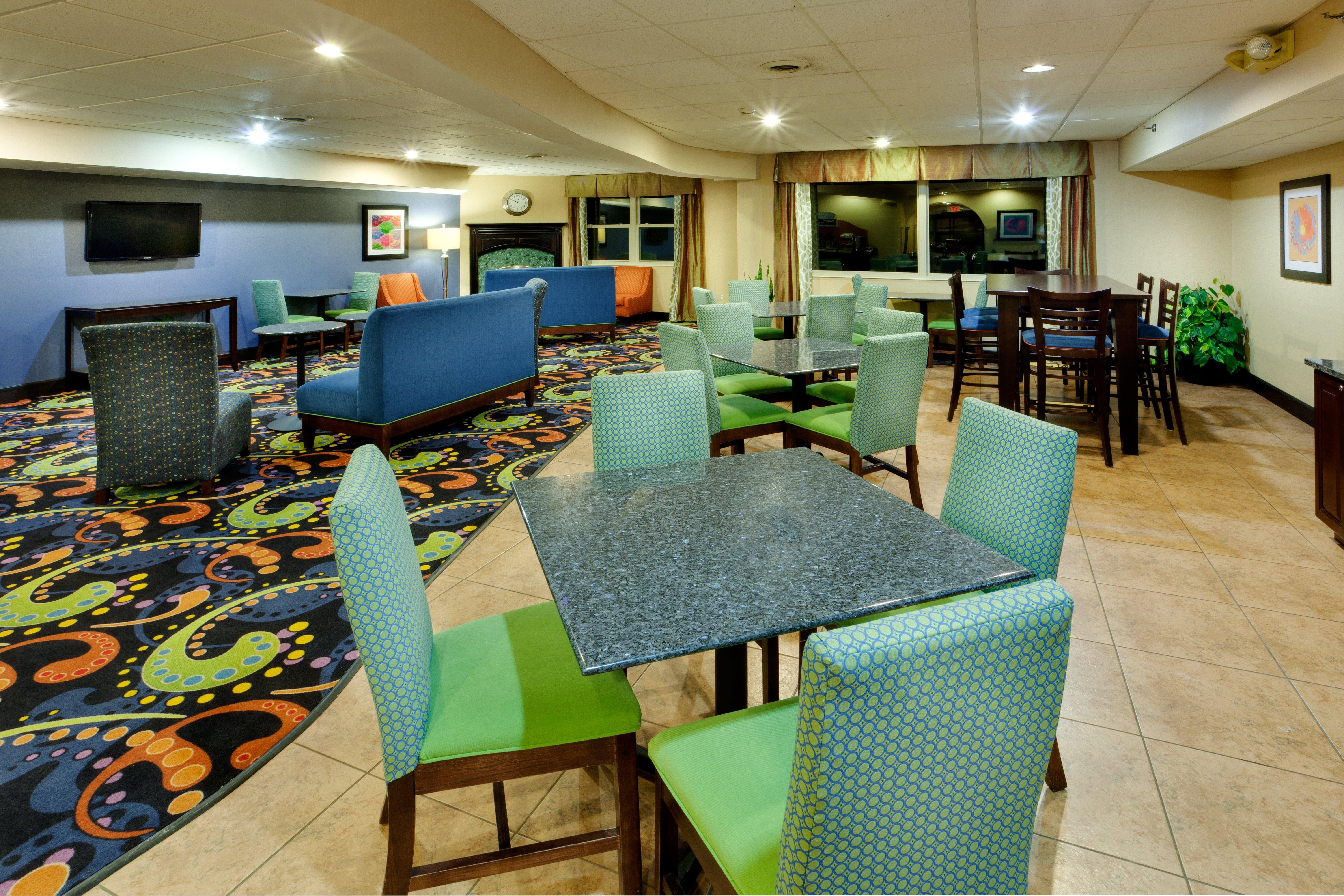 Best Western Owego Inn Exterior foto