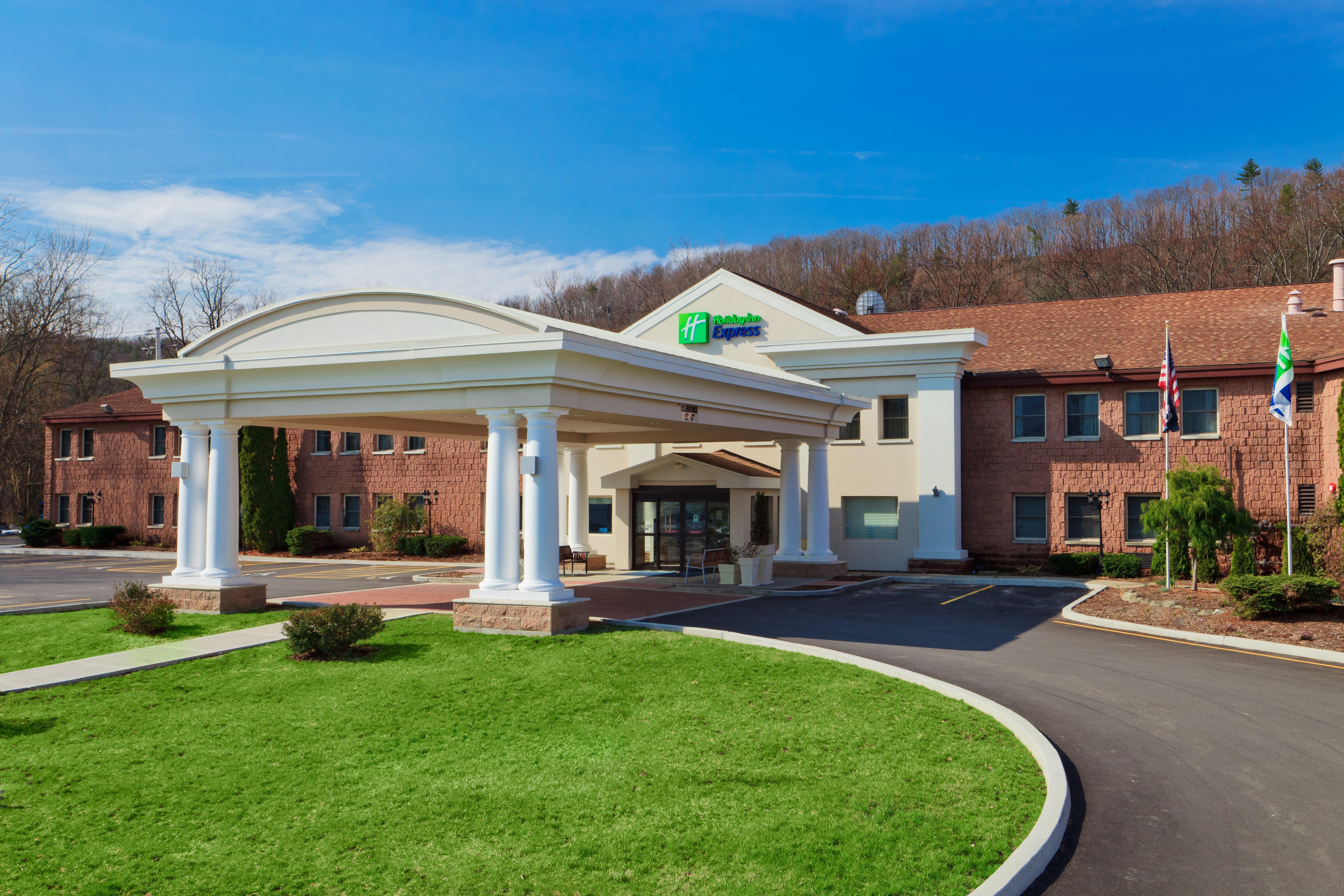 Best Western Owego Inn Exterior foto